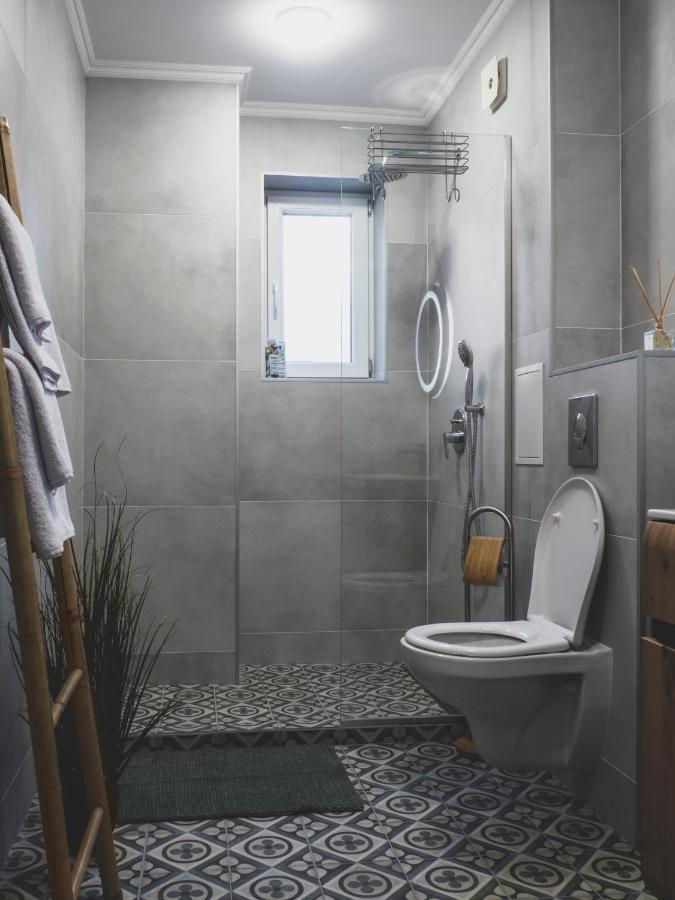 Stylish 1Bd - Free Private Garage Apartment Plovdiv Bagian luar foto