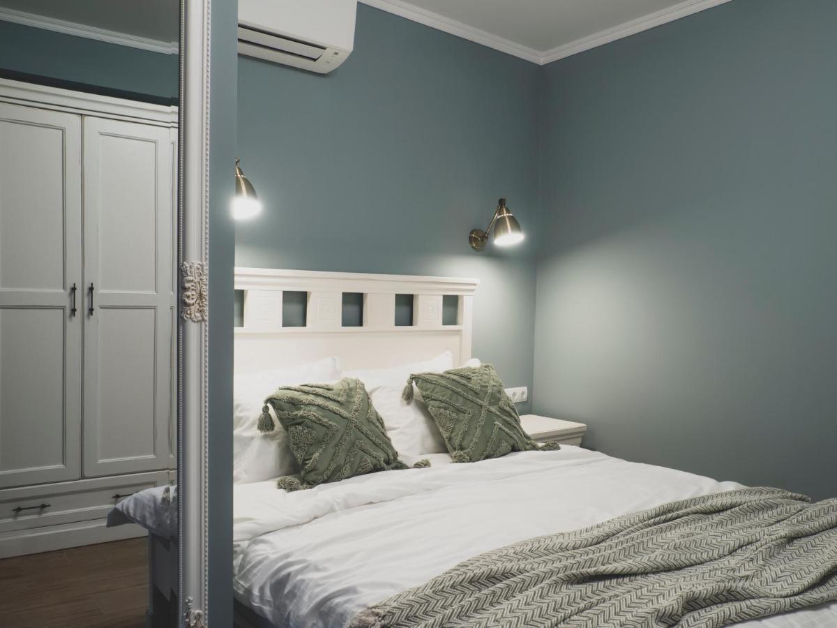 Stylish 1Bd - Free Private Garage Apartment Plovdiv Bagian luar foto